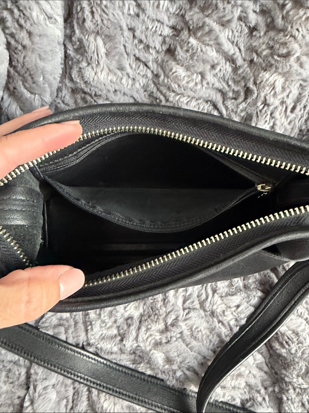 Vintage Y2K Coach Black Leather Crossbody Shoulder Bag - Picture 8 of 10